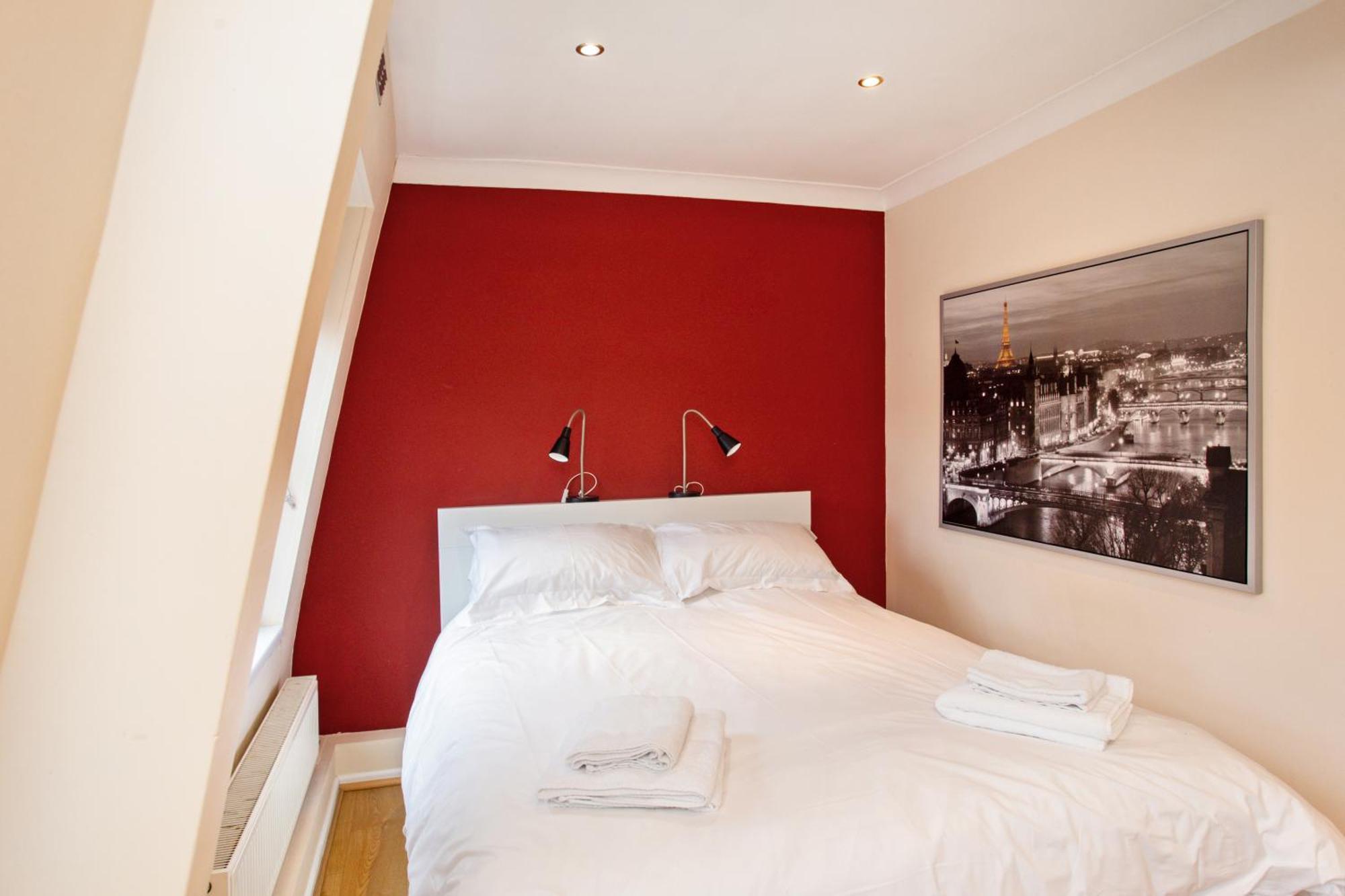 Perfect Perch For Legal Eagle - Winchester Law Courts, High St, Westgate Museum Apartment Exterior photo